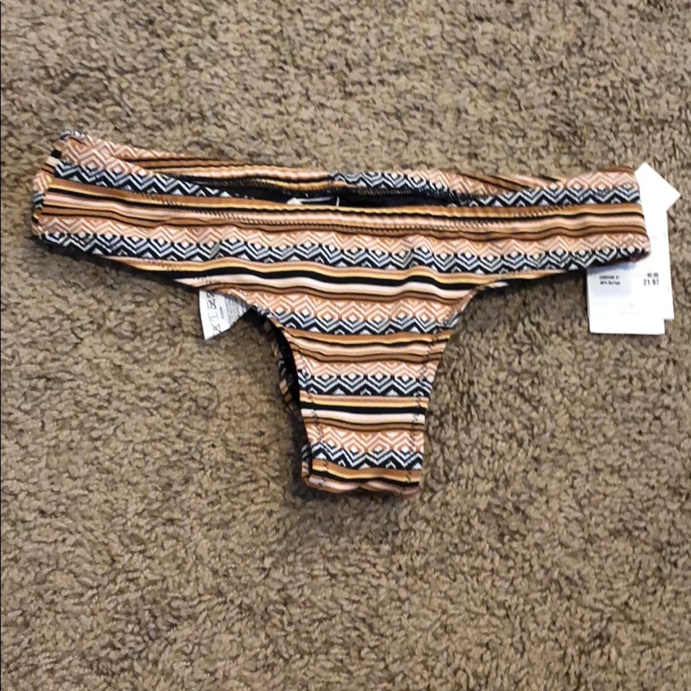 Volcom swim bottoms
